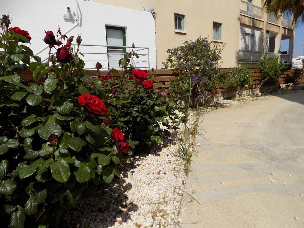 Kyriakos Court Hotell Paphos Exteriör bild